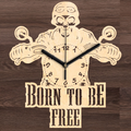 Born to be free falióra - Fa